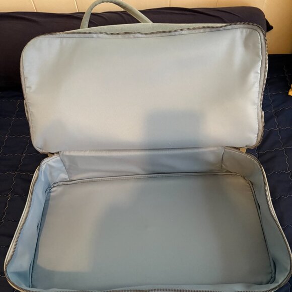 Gap x BÉIS The Weekender in Denim Blue - Picture 6 of 11